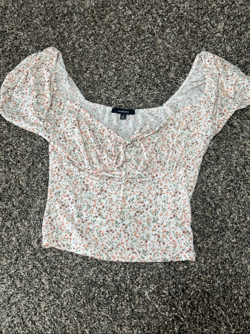 White Floral Puff-Sleeve Square Neck Top